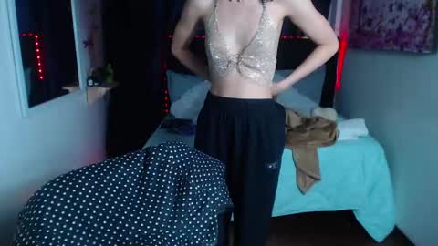Snapshot of sabaha_ chatting on 12.22.24 S A B A H A online show from 12.22.24