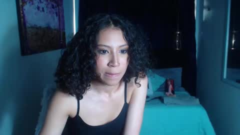 Snapshot of sabaha_ chatting on 01.19.25 S A B A H A online show from 01.19.25