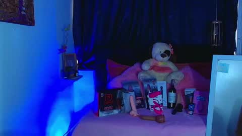 Snapshot of sabaha_ chatting on 02.27.25 S A B A H A online show from 02.27.25
