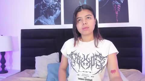 Snapshot of sabinamerchetti_ chatting on 09.22.25 Sabina Merchetti online show from 09.22.25