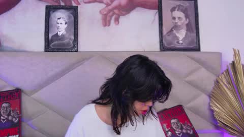 Snapshot of sabinamerchetti_ chatting on 09.27.25 Sabina Merchetti online show from 09.27.25