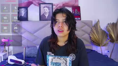 Snapshot of sabinamerchetti_ chatting on 10.01.25 Sabina Merchetti online show from 10.01.25