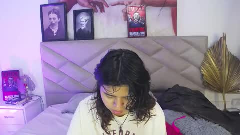 Snapshot of sabinamerchetti_ chatting on 10.20.25 Sabina Merchetti online show from 10.20.25