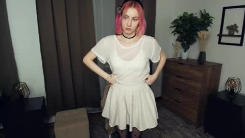 Snapshot of sabr1naa chatting on 12.04.25 Sabrina online show from 12.04.25