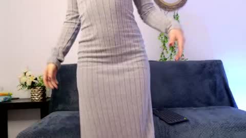 Snapshot of sabriinaa_fox chatting on 06.11.26 sabriinaa fox online show from 06.11.26