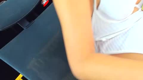 Sabrina online show from 04.27.26