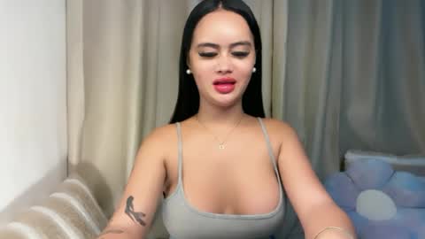 Snapshot of sabrina_inviting chatting on 08.01.26 Sabrina online show from 08.01.26