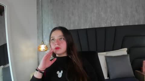 Sabrina Maria online show from 03.01.25