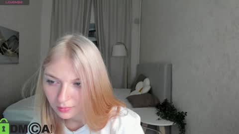 sabrina_moun online show from 09.26.25
