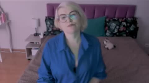 Sabrina MacMarren online show from 03.02.25