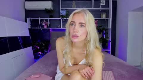 Sabrina online show from 03.30.26