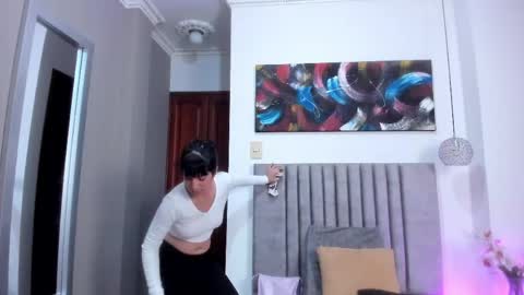 Snapshot of sabrinawarren_ chatting on 05.08.26 Sabrina Warren online show from 05.08.26