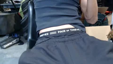 Snapshot of sacalaschichiss chatting on 12.11.24 Dee online show from 12.11.24