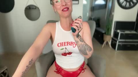 sacha__xx online show from 04.07.26