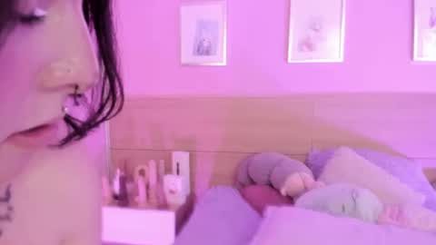 Ig  online show from 02.27.25