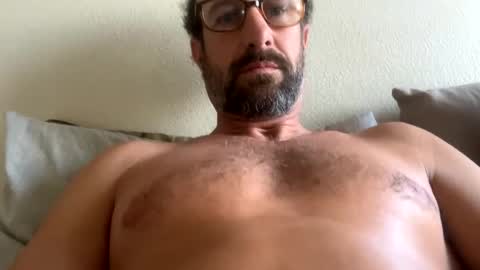 Snapshot of sackskincreamer chatting on 02.01.25 R online show from 02.01.25