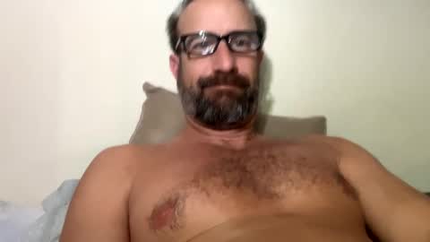 Snapshot of sackskincreamer chatting on 02.12.25 R online show from 02.12.25