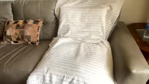 Snapshot of sackskincreamer chatting on 02.22.25 R online show from 02.22.25