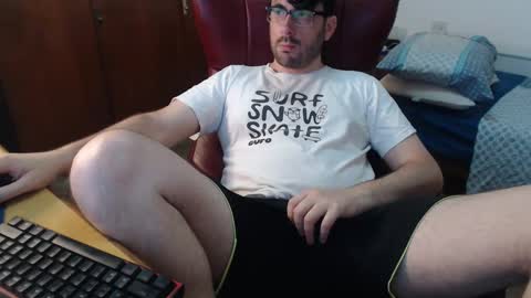 Snapshot of sacoa chatting on 12.27.24 Sacoa online show from 12.27.24