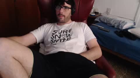 Snapshot of sacoa chatting on 12.28.24 Sacoa online show from 12.28.24