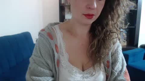 sacrletardiente online show from 09.15.25