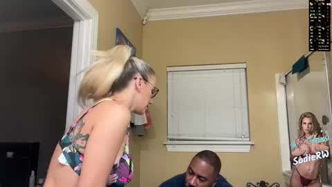 Snapshot of sadierw chatting on 10.17.25 SadieRW online show from 10.17.25