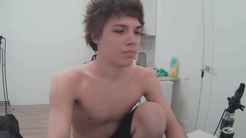 sadvetements online show from 03.31.26