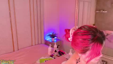 Snapshot of saekohofman chatting on 06.18.26 Mara online show from 06.18.26