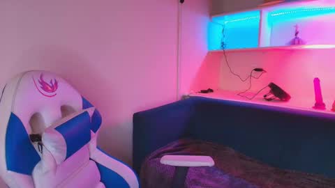 Cami online show from 10.04.25