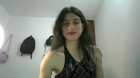 Snapshot of safiro_queen chatting on 12.06.24 Safiro Queen online show from 12.06.24