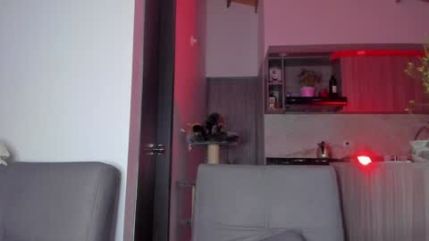 Snapshot of sag_1998 chatting on 12.22.24 Sag online show from 12.22.24