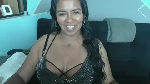 Snapshot of saggil_0385 chatting on 04.25.26 saggil_0385 online show from 04.25.26