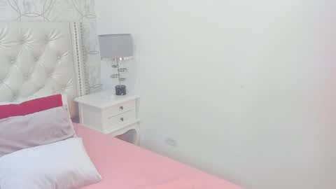 Snapshot of sagitariuuuss chatting on 12.16.24 Cattleya online show from 12.16.24