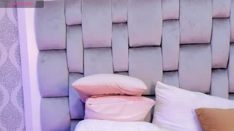 Snapshot of sagitariuuuss chatting on 12.16.24 Cattleya online show from 12.16.24