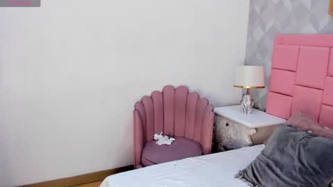 Snapshot of sagitariuuuss chatting on 01.05.25 Cattleya online show from 01.05.25