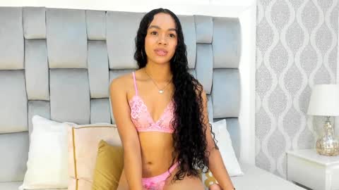 Snapshot of sagitariuuuss chatting on 01.14.25 Cattleya online show from 01.14.25