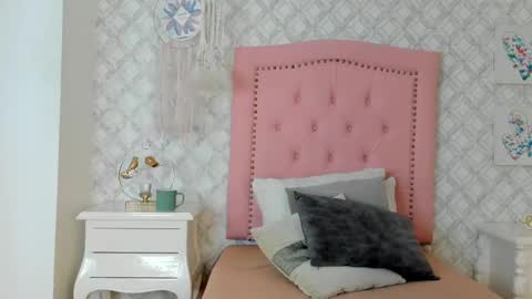 Snapshot of sagitariuuuss chatting on 03.04.25 Cattleya online show from 03.04.25