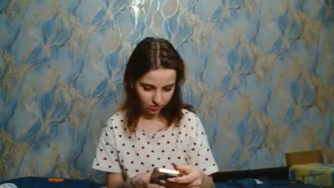 Snapshot of sahaaaayd chatting on 12.01.25 Medison online show from 12.01.25