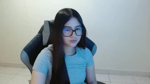 Sahaliefox  online show from 11.11.25