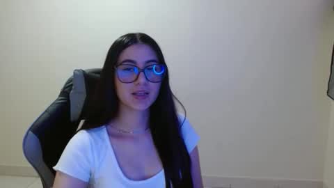 Sahaliefox  online show from 11.27.25