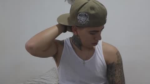 Sahara y Thiago online show from 11.24.25