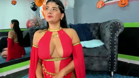 Sailon online show from 10.31.25