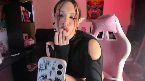 Snapshot of sailorbunnystar chatting on 05.03.26 Rose online show from 05.03.26