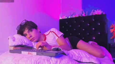 Santi online show from 03.18.26