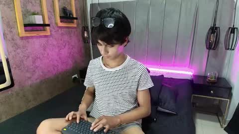 Santi online show from 04.09.26