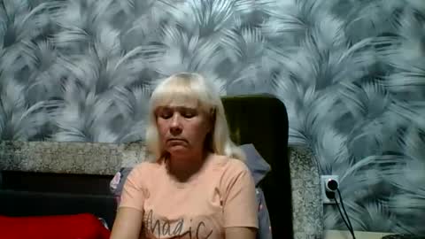 sakura_blonde online show from 11.05.25