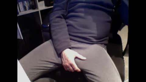 Snapshot of salamandertime chatting on 04.05.26 Matt online show from 04.05.26