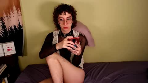 Snapshot of salemqueer_ chatting on 01.22.25 Sam online show from 01.22.25