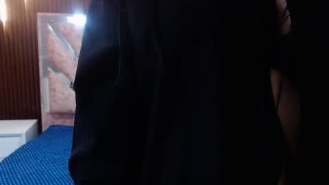 salethjonescl202 online show from 03.25.26