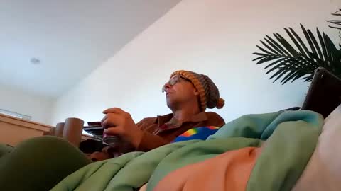 Snapshot of salis1981 chatting on 01.20.25 salis1981 online show from 01.20.25